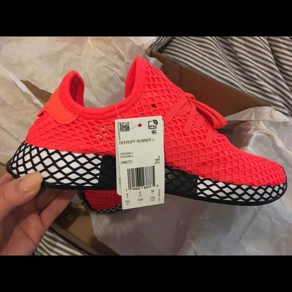 adidas deerupt neon
